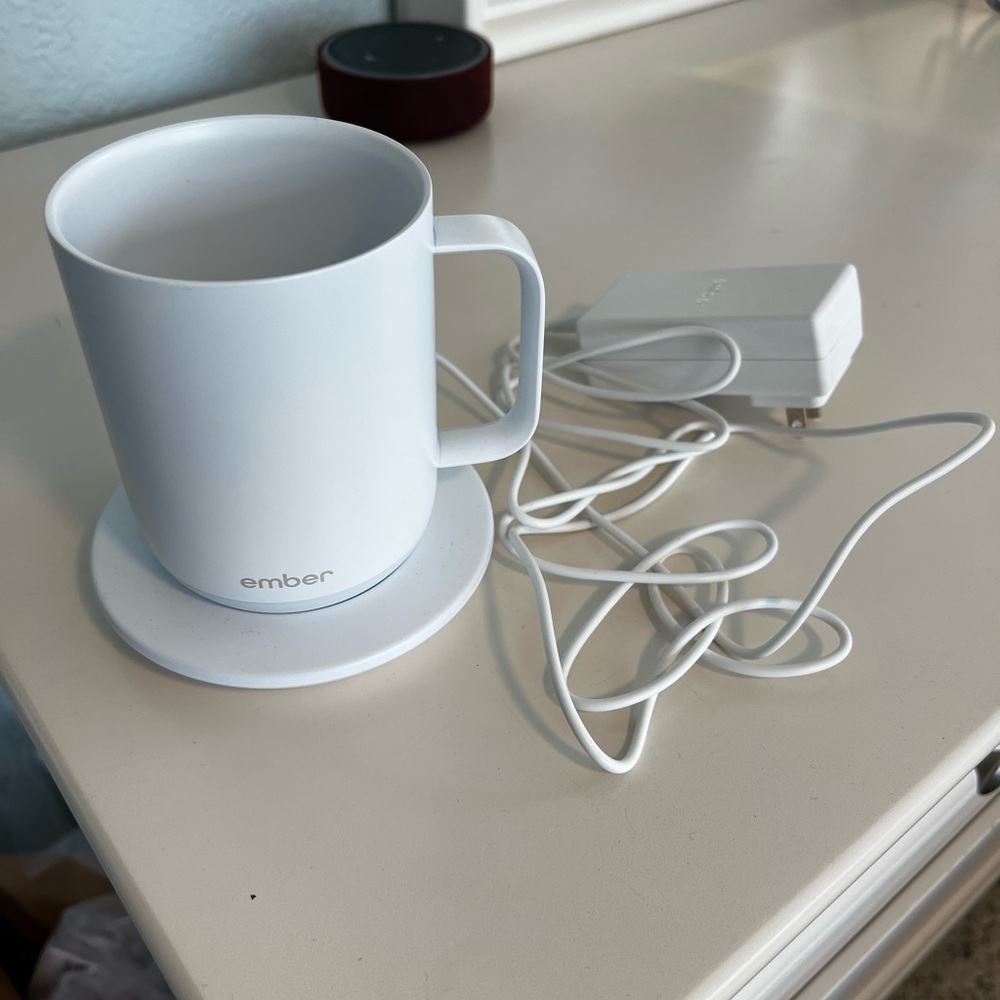 White Temperature Control Smart Mug